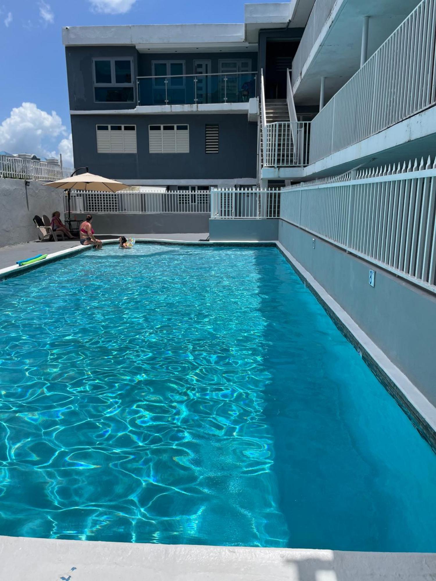 Posada Centric Studio Isla Verde San Juan Extérieur photo