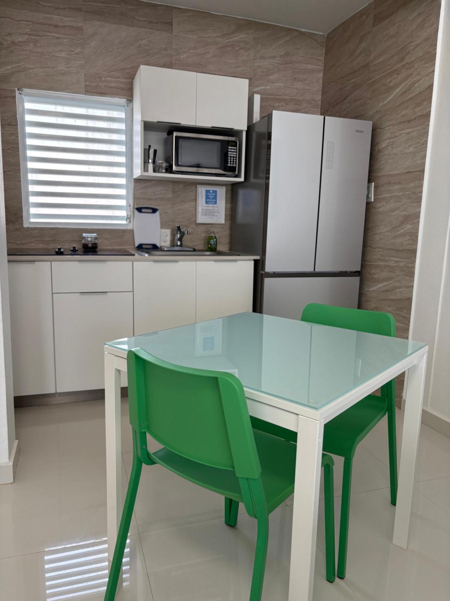 Posada Centric Studio Isla Verde San Juan Extérieur photo
